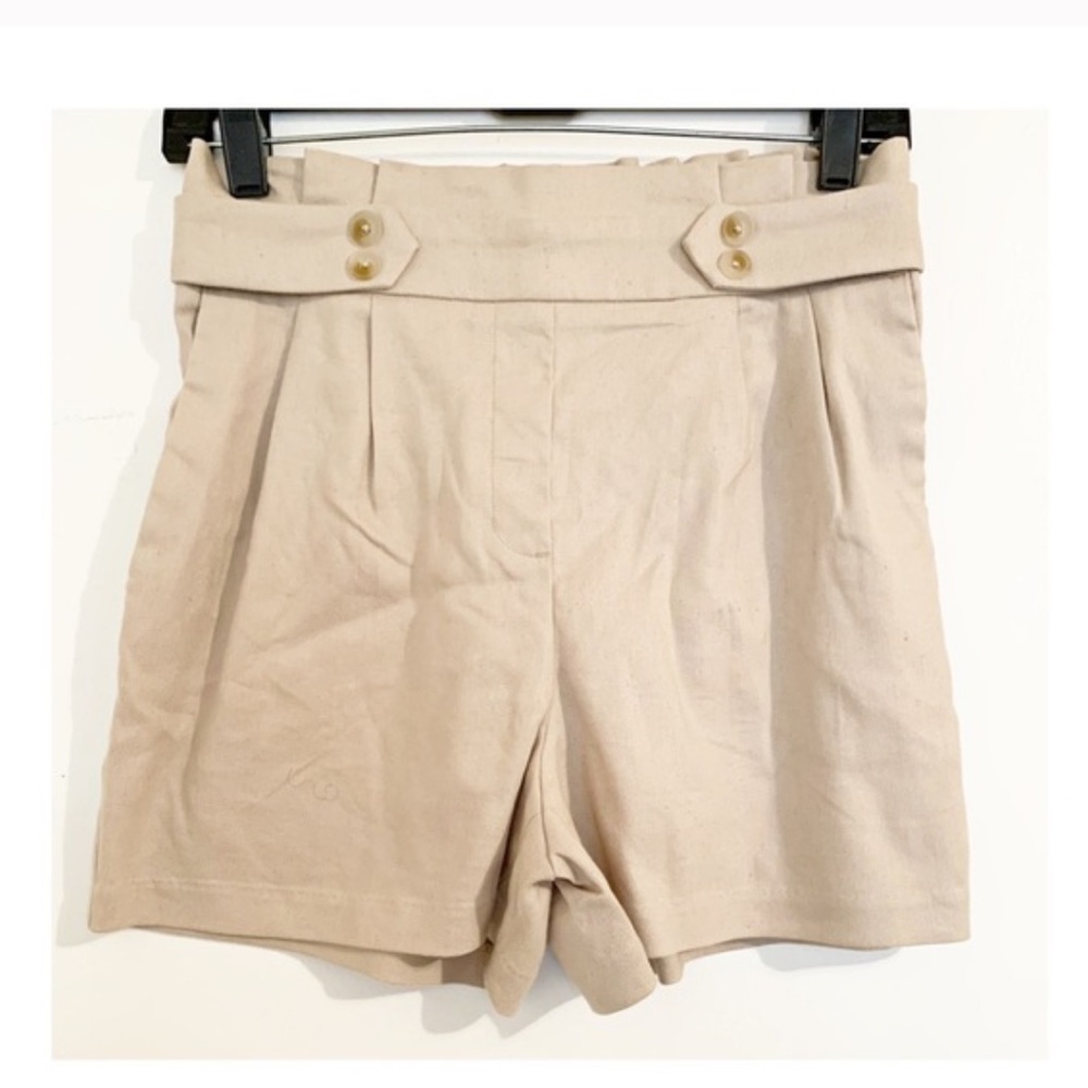 Express Women’s XS High-Waisted Tan Shorts